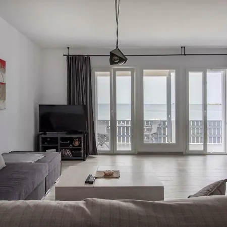 Apartment Parikias Seaside House