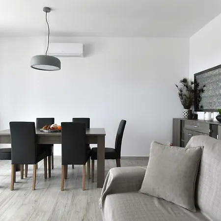 Parikias Seaside House Apartment Páros